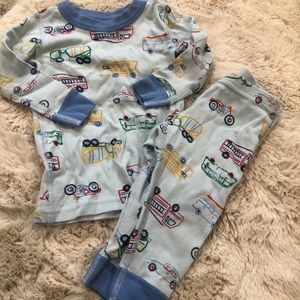 Moon and Back by Hanna Andersson boys blue 2 piece pajamas Sz 75cm 6-12m